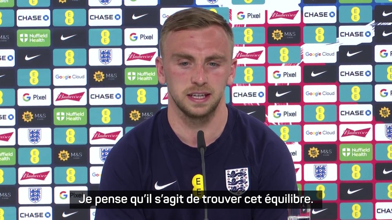 Bowen demande aux fans de "rester derrière" les Three Lions