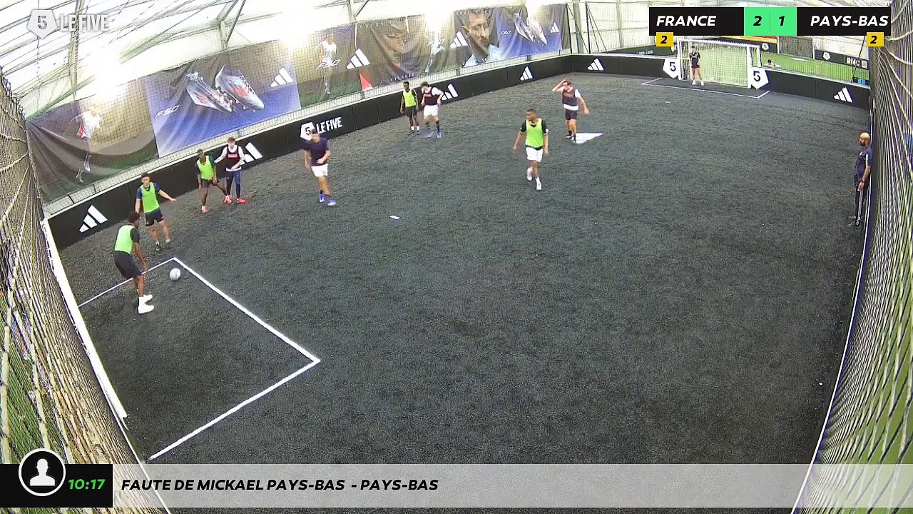 Faute de Mickael Pays-bas  - PAYS-BAS