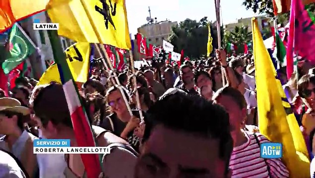 Morte bracciante indiano, alla manifestazione contestata la sindaca di Latina