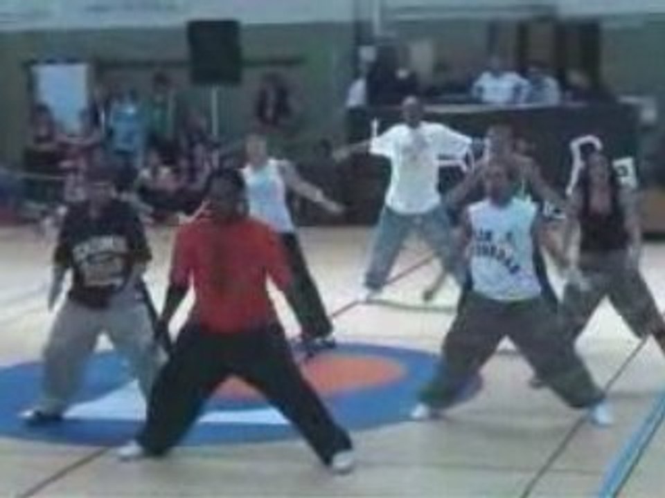 team shake trailer