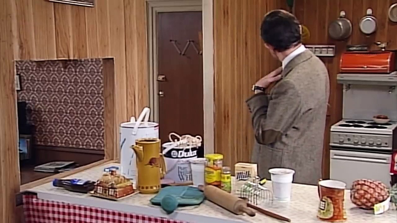 ARMCHAIR Bean _ Funny Clips _ Mr Bean Official(720P_HD)