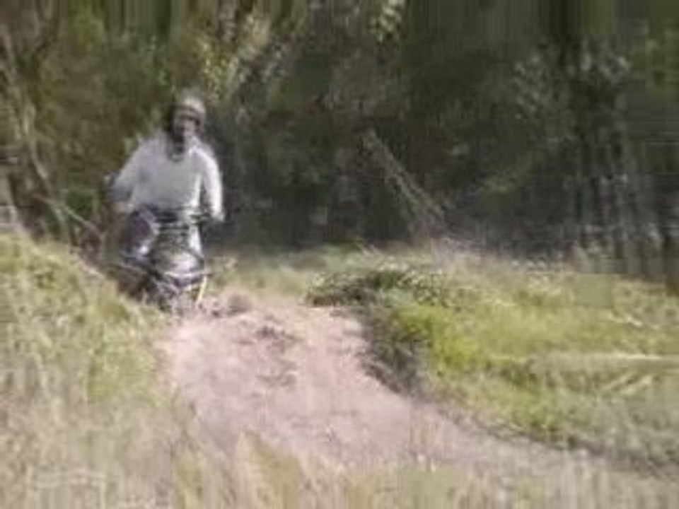 Ptitjules saute en quad