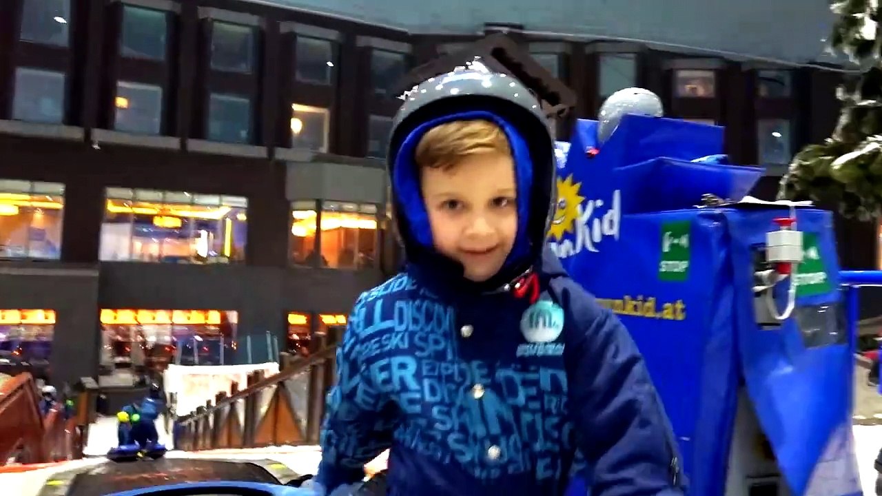 Diana and Roma at Ski Dubai with family!