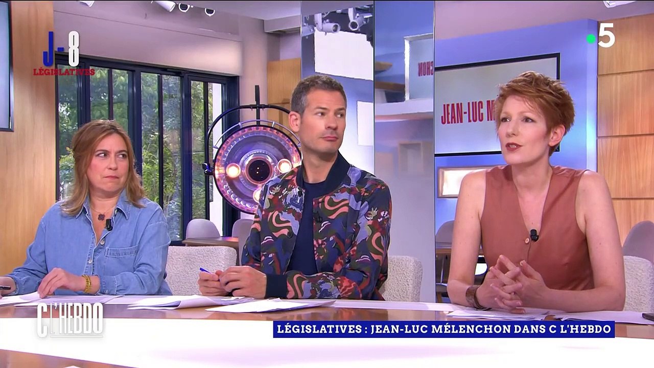 Toujours très vif lorsqu'il est invité à débattre de politique, Jean-Luc Mélenchon s'est écharpé avec Aurélie Casse et Natasha Polony pendant l'émission C l'hebdoJean-Luc Mélanchon dans "C l'hebdo" sur France 5