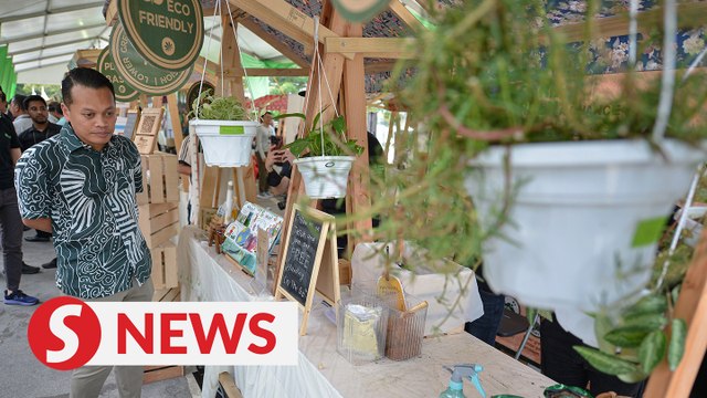 Change lifestyle for future environmental sustainability, urges Nik Nazmi