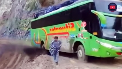 दुनिया_के_सबसे_चौकानेवाले_ड्राइवर।_drivers_World_record_of_drivers,heavy_driver(1440p)