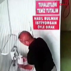 Lüks aracıyla gelip, cami tuvaletinden sabunluk çaldı