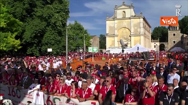 Mattarella ai 160 anni della Croce Rossa: Il volontariato ? un orgoglio del nostro Paese