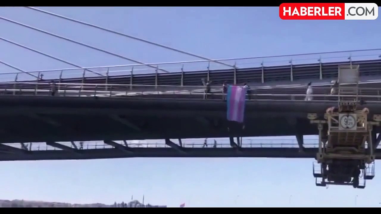 Diyarbakır'daki yangında can kayıpları artarken DEM'li vekiller LGBT derdine düştü