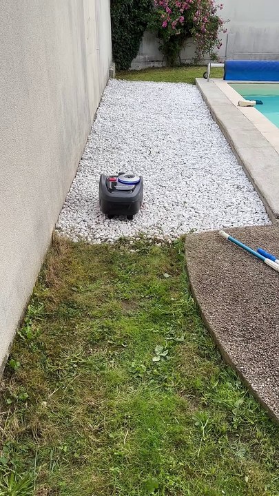 Robot tondeuse Navimow Segway i Series i105E/i108E