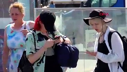 İstanbul'da Onur Yürüyüşü önlemleri: Taksim'e girişler, metro istasyonları kapatıldı