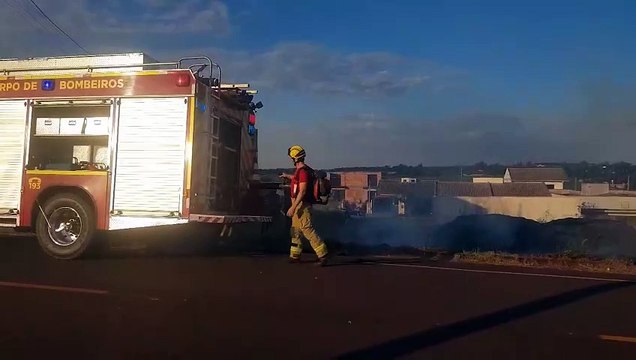 Incêndio no Florais do Paraná mobiliza Corpo de Bombeiros