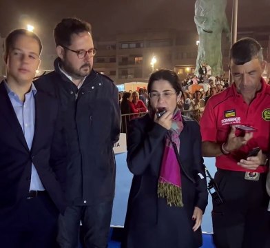 Carolina Darias: Llamando a zona de disparo , así empezaron los fuegos de San Juan en Las Palmas