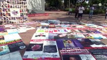 Exponen problemàtica de desaparecidos en Jalisco sobre parque rojo