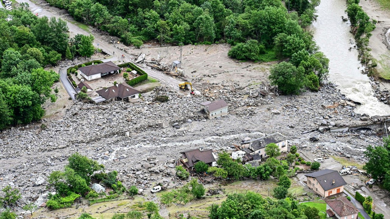 Suche nach drei Vermissten im Schweizer Hochwassergebiet