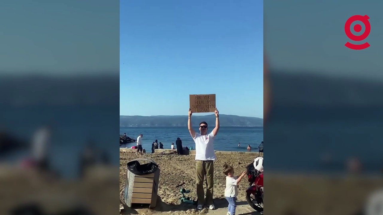 Pankart açan bir vatandaş: "Bir yer bulalım, Suriyelilerden uzak."