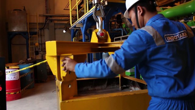 PROJECT DOUBLE GIRDER BOX CRANE KAPASITAS 20T HOIST VERKRONN - PT. BUNGASARI FLOUR MILLS