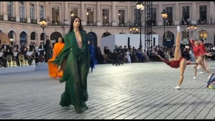 La moda celebra lo sport a Parigi con una sfilata eccezionale