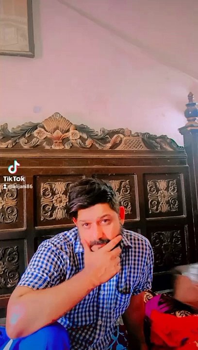 Akailay lar Raha hon
