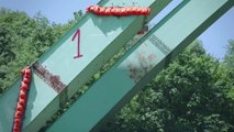 La spettacolare demolizione del viadotto Gravagna sulla Parma-La Spezia: usati 400 kg di esplosivo