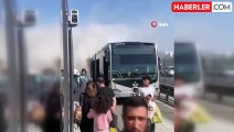 Metrobüste yangın paniği