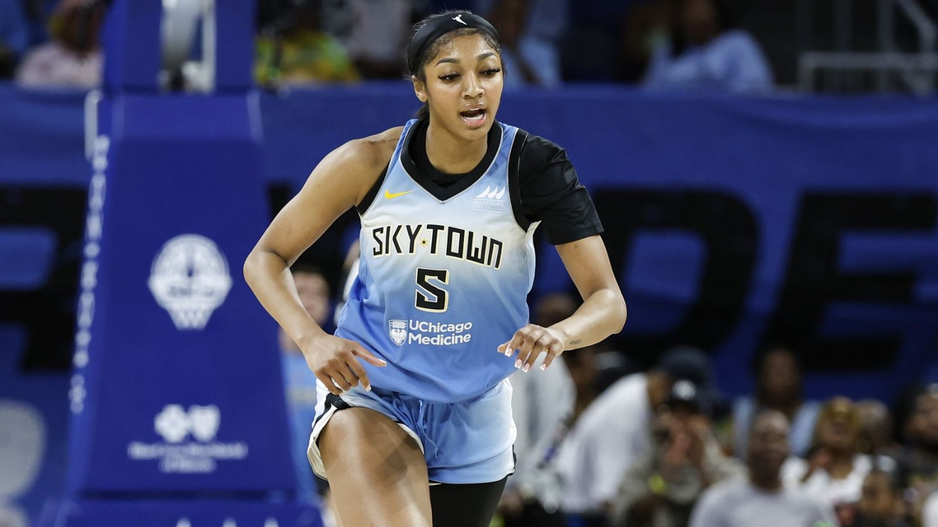 ⁣WNBA Rookies Shine: Reese & Clark Lead Epic Showdown