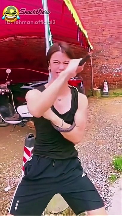 Funny video_play.mp4_logo_US