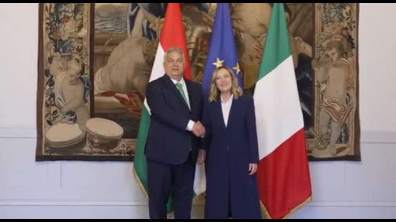 Meloni accoglie il primo ministro ungherese Orban a Palazzo Chigi