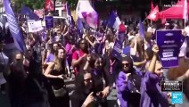 Francesas desconfían del discurso de Agrupación Nacional sobre los derechos de las mujeres