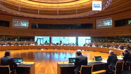 La UE esquiva a Hungría para enviar 1.400 millones de euros a Ucrania