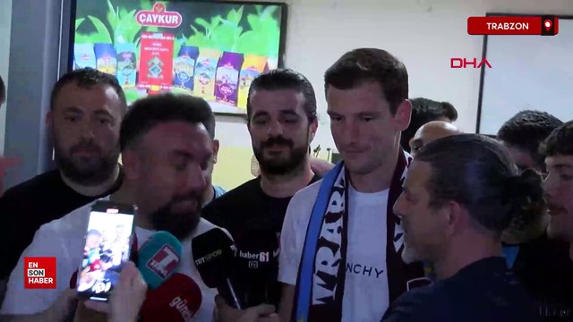 Trabzonspor’un yeni transferleri John Lundstram ve Borna Barisic, Trabzon’a geldi