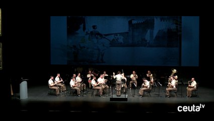 Regulares homenaje a Felipe VI en el primer acto abierto al público de su 113 aniversario