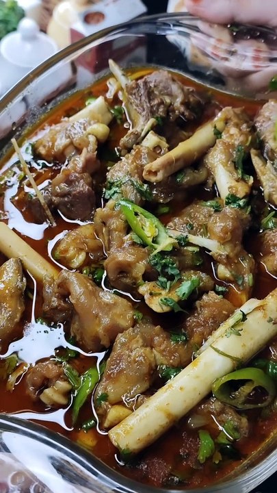 How to Make Mutton Paya Strew at home. Thanks for watching like share and Subcribe my Channel.Thanks