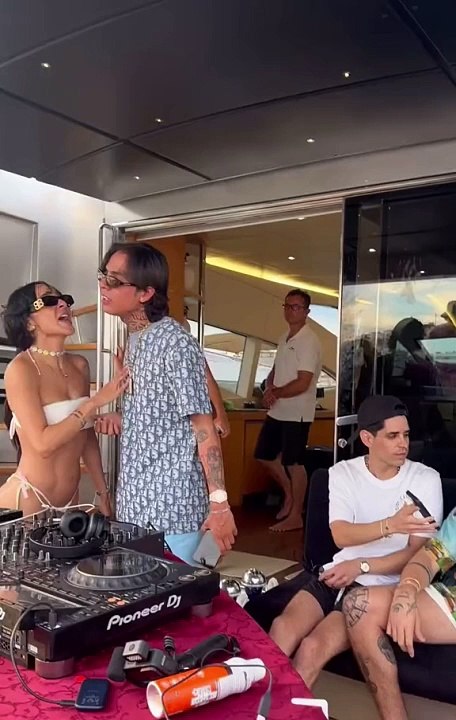 Manelyk González se rinde a los encantos de Natanael Cano