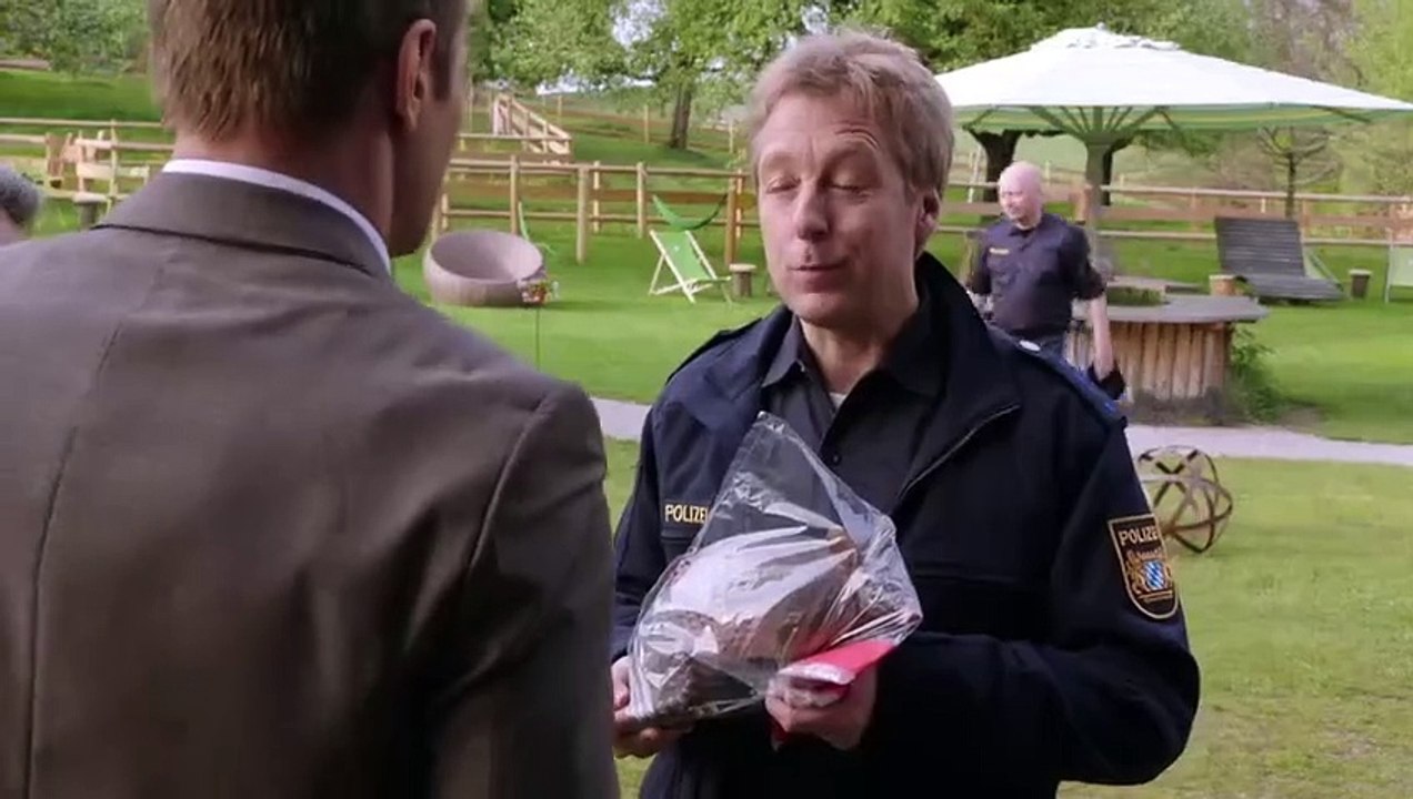 Die Rosenheim-Cops Staffel 17 Folge 11 (391) Alles neu macht die Mai