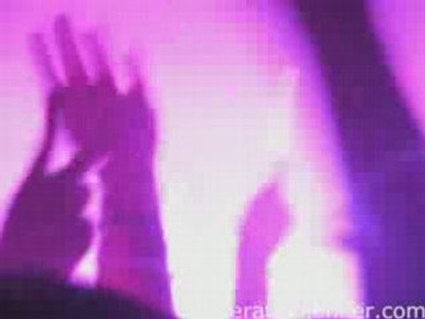 Paris 12.04.08 Jenifer Mal luné