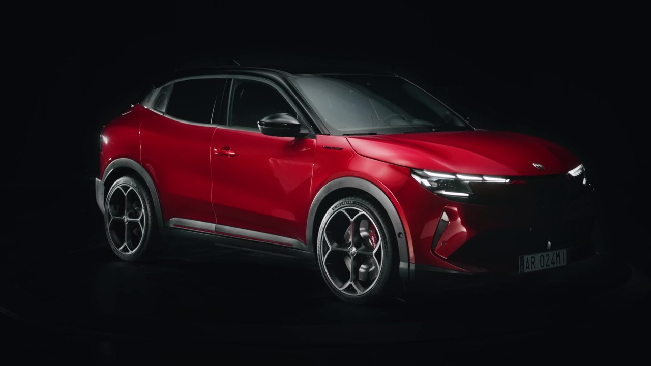 Alfa Romeo Junior Veloce – neue Elektroversion kommt mit 207 kW (280 PS) Leistun