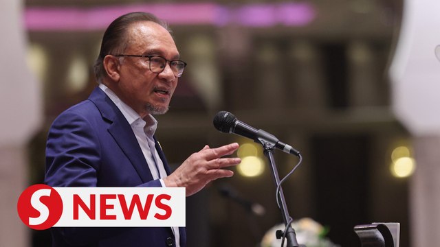Cabinet reshuffle 'to save the PM' if Malaysia doesn't improve WCR ranking, jokes Anwar