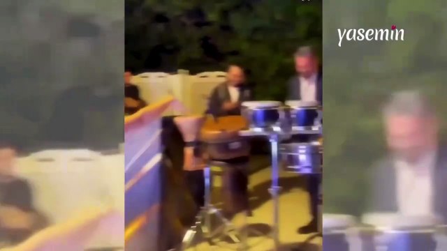 Kadir Doğulu ile Neslihan Atagül çifti arkadaşlarının düğününde adeta kurtlarını döktü!