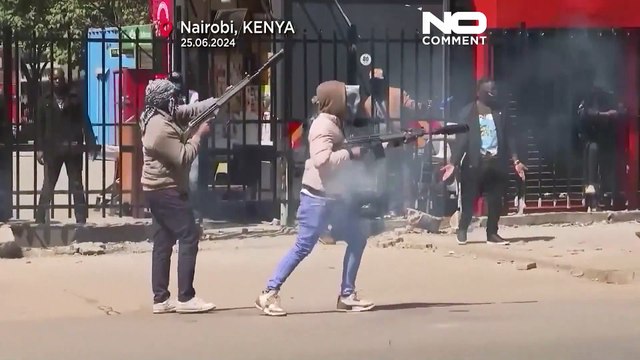 Les jeunes kenyans toujours dans la rue contre la loi de finances