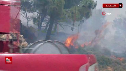 Balıkesir'de alevler Sarımsaklı Plajı'na doğru ilerliyor