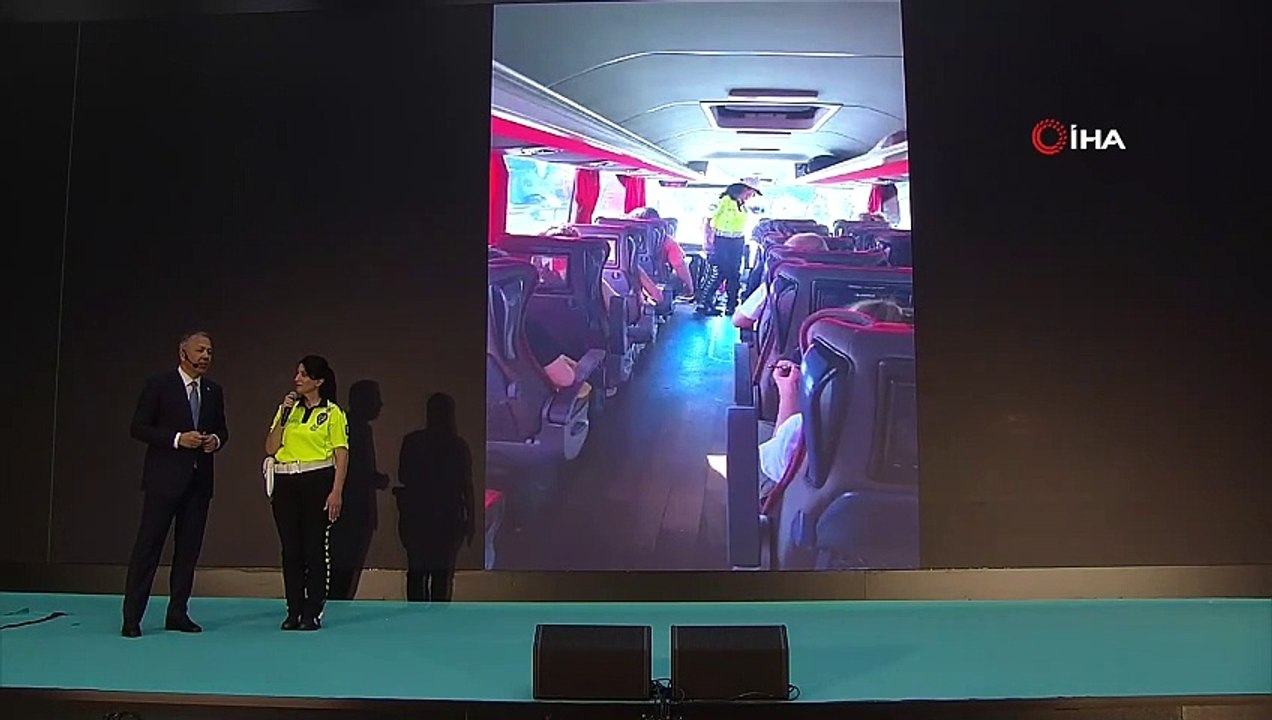 İçişleri Bakanı Ali Yerlikaya, emniyet kemeri uyarısıyla hayat kurtaran trafik polisini tebrik etti