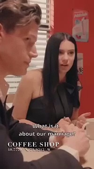 She Married a Poor Man, but Discovered His Billionaire Secret