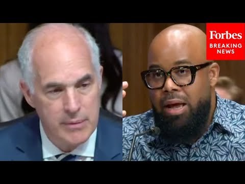 ‘What Resources Do You Need?’: Bob Casey Asks Educator About Ensuring All Students Can Succeed