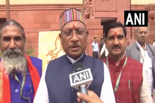 Parliament Session: प्रधानमंत्री नरेंद्र मोदी और गृह मंत्री अमित शाह को छत्तीसगढ़ की परिस्थिति से कराया अवगत : सीएम साय