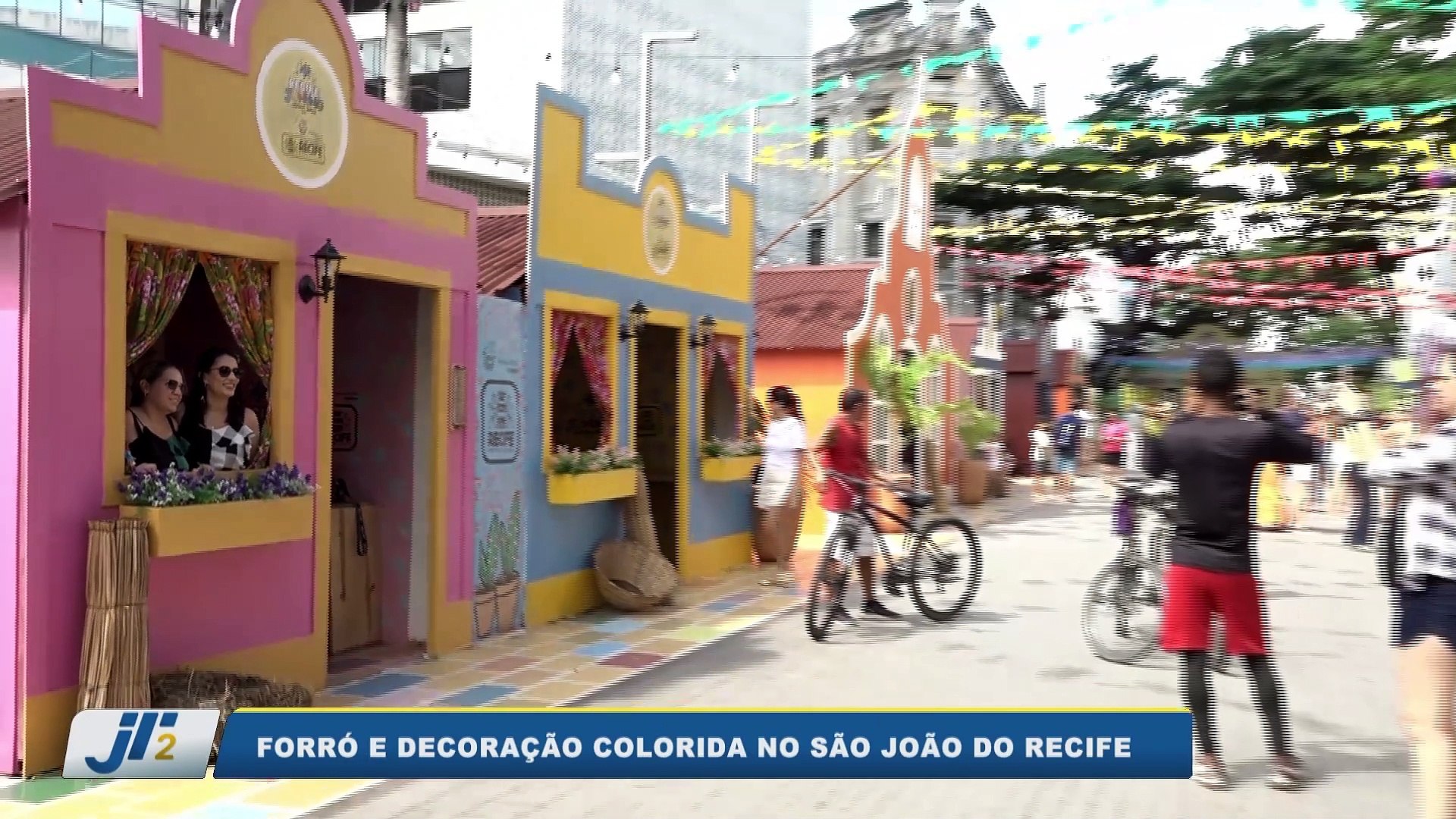 Forró e decoração colorida no São João do Recife