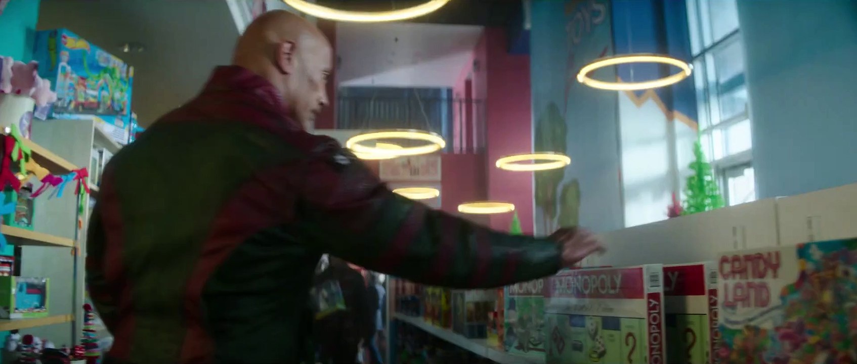 Red One - Alarmstufe Weihnachten Trailer (2) OV