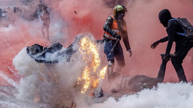 Kenya : une violente répression fait plusieurs morts lors de l'invasion du parlement