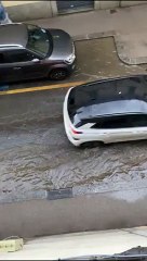 Maltempo a Firenze, via dei Serragli diventa un fiume