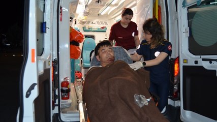 Komşuların kavgası kanlı bitti: Göğsünden bıçakladı!